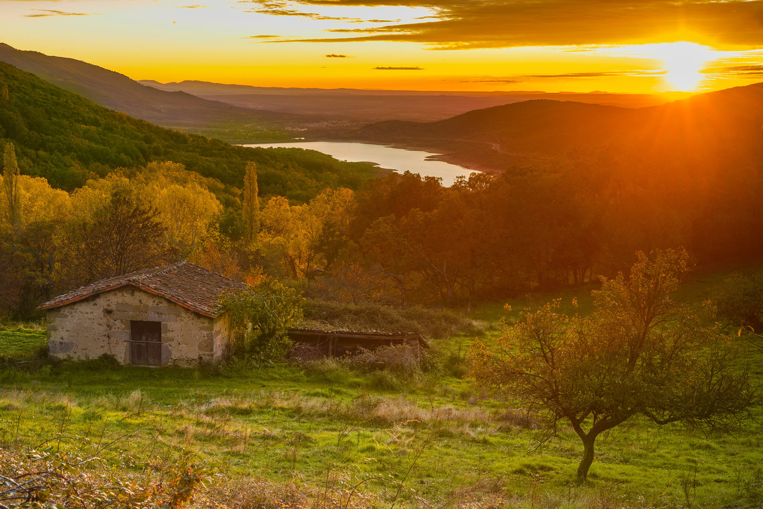 Magical autumn in the Ambroz Valley. Colors of trees in autumn in northern Extremadura.